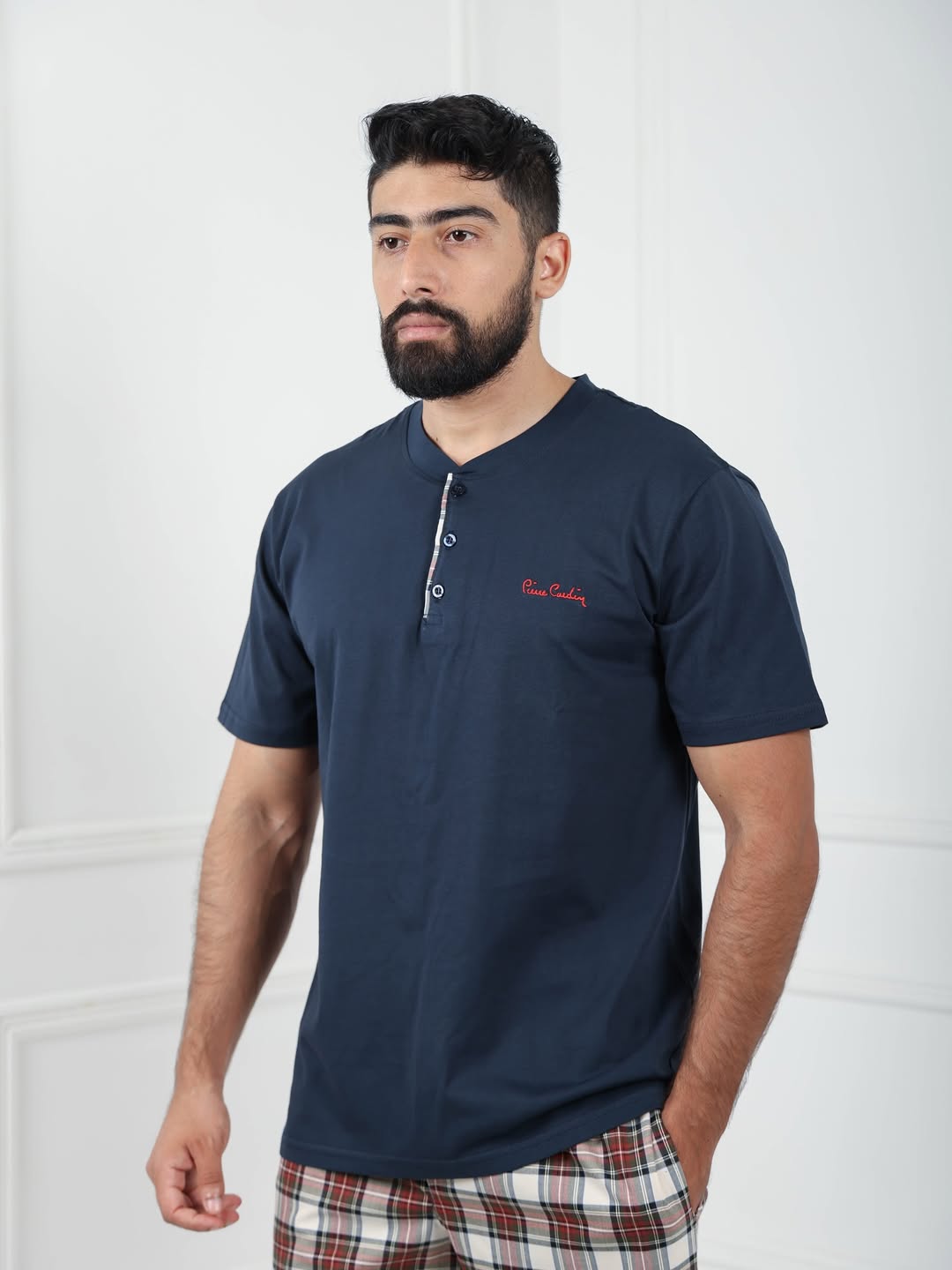 Pyjama Homme à Carreaux – Élégance et Confort au Quotidien