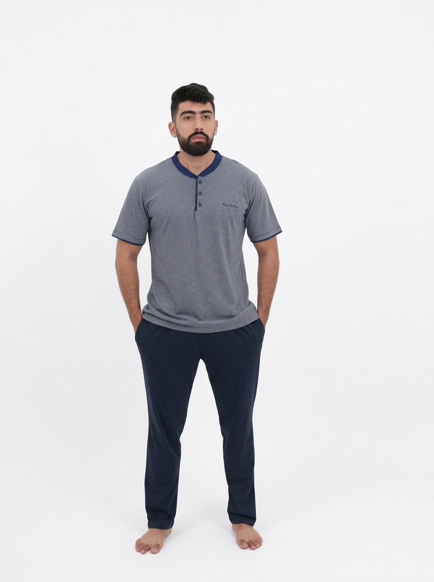 Pyjama Homme Gris Rayé  – Élégance et Détente au Quotidien