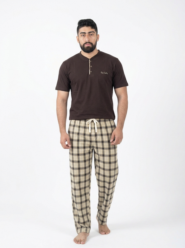Pyjama Homme Marron à Carreaux – Ensemble Confortable et Élégant