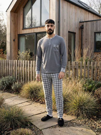 Pyjama homme Bombas — manche longue, tissu chaud — importé d’Espagne.