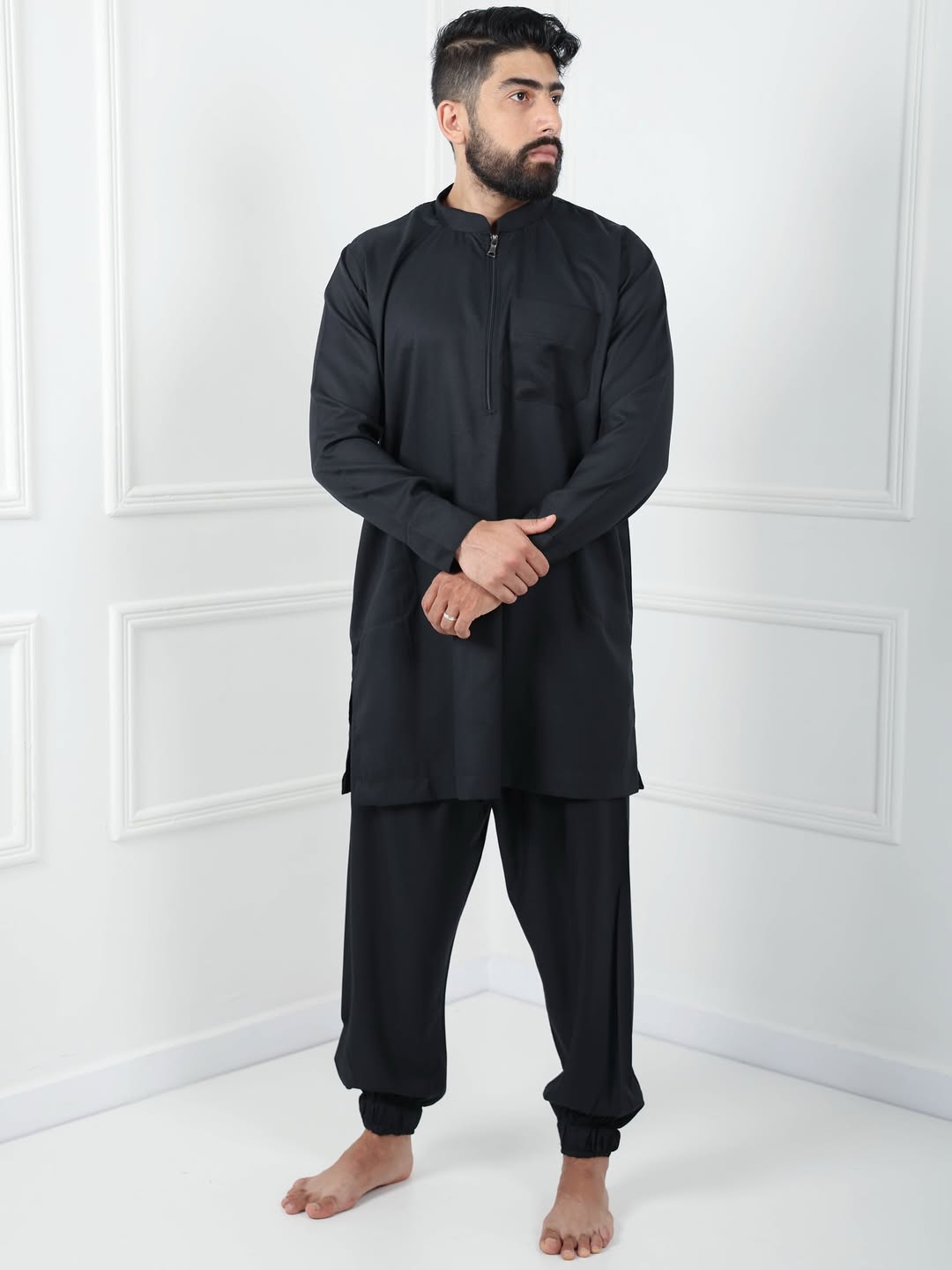 Qamis Traditionnel Moderne – Confort & Élégance