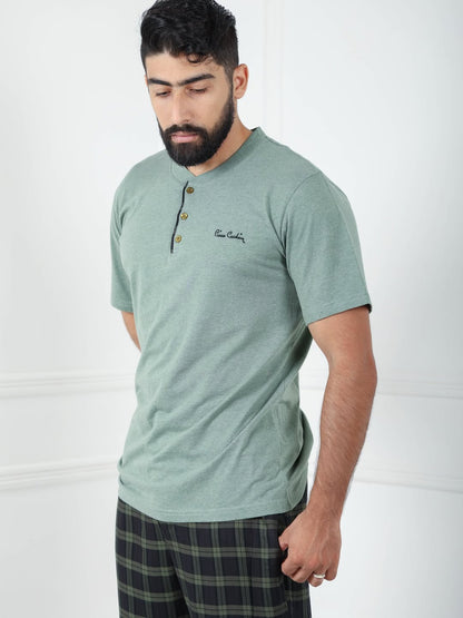 Pyjama Homme à Carreaux – Élégance et Confort au Quotidien