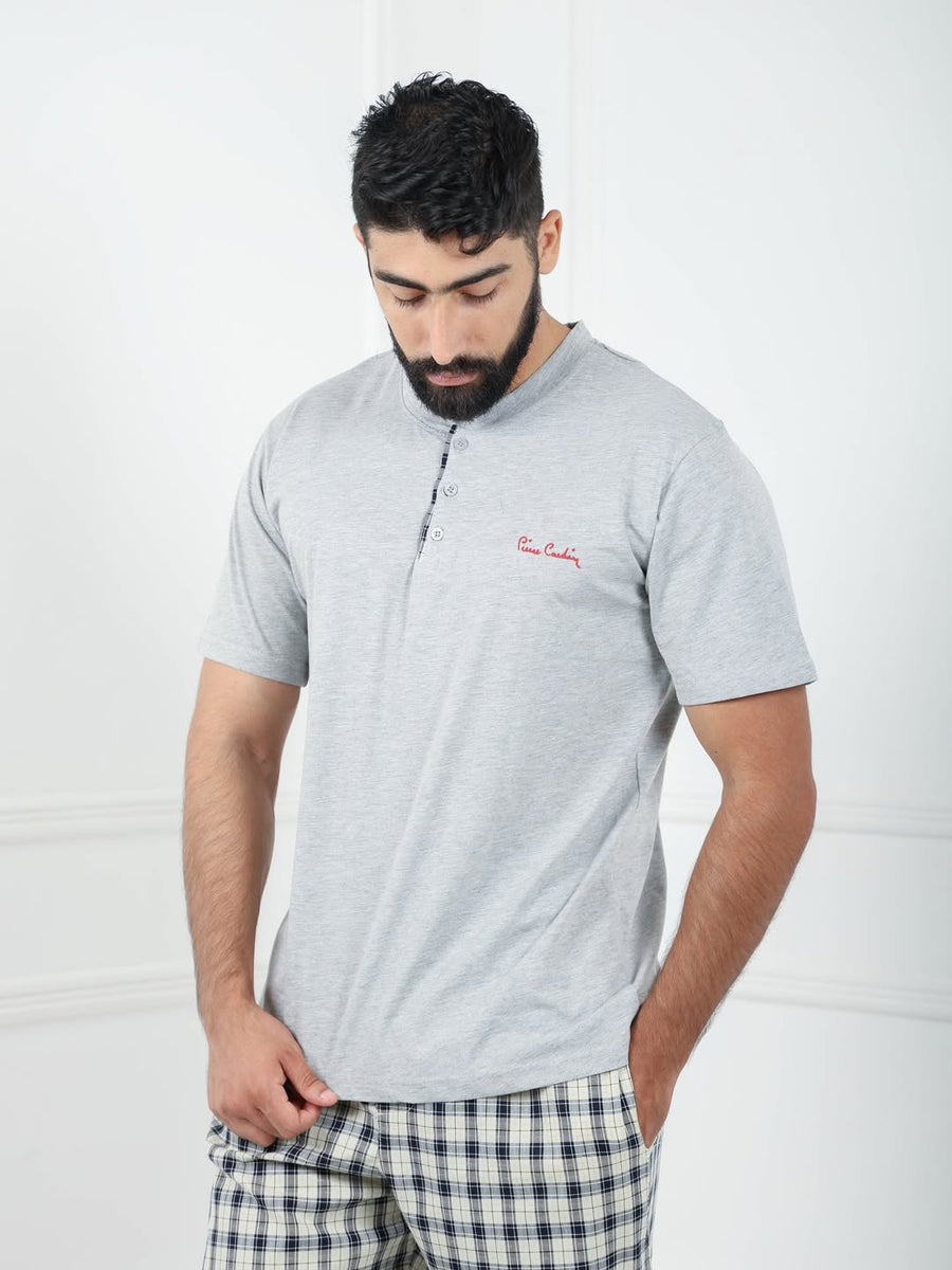 Pyjama Homme à Carreaux – Élégance et Confort au Quotidien
