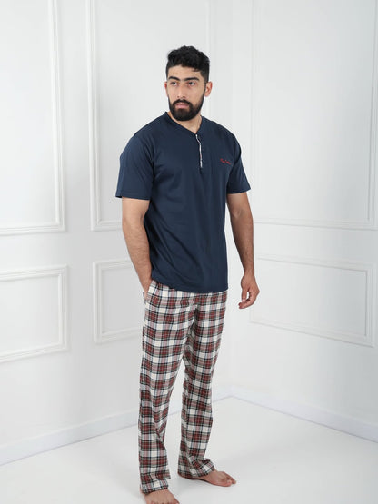 Pyjama Homme à Carreaux – Élégance et Confort au Quotidien