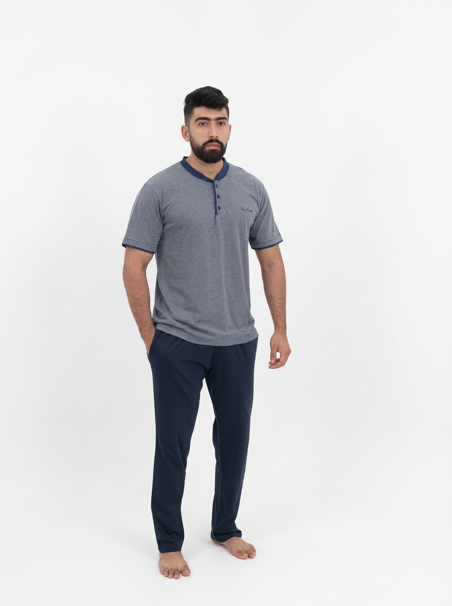 Pyjama Homme Gris Rayé  – Élégance et Détente au Quotidien